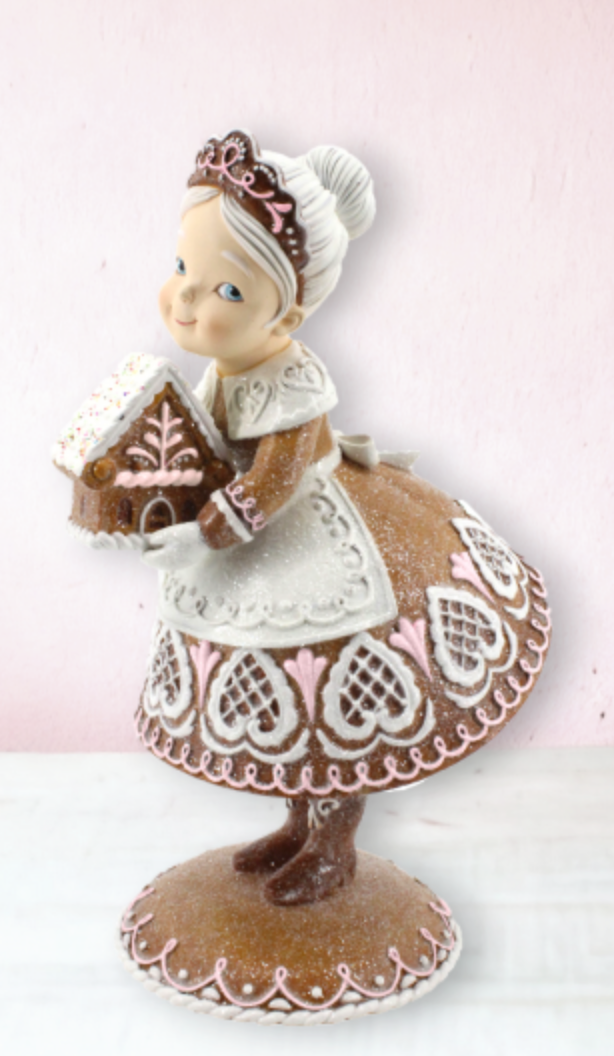 Gingerbread Mrs Claus w/Dessert-Preorder