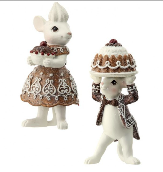 4'' Mouse holding gingerbread cake~ pre~order