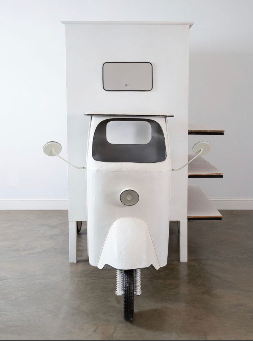 Piaggio Display Cart